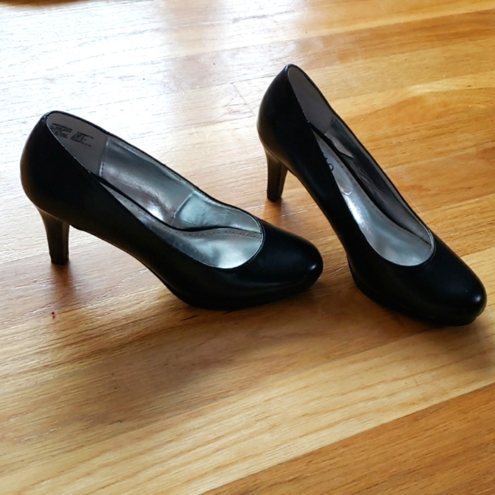 Black heels